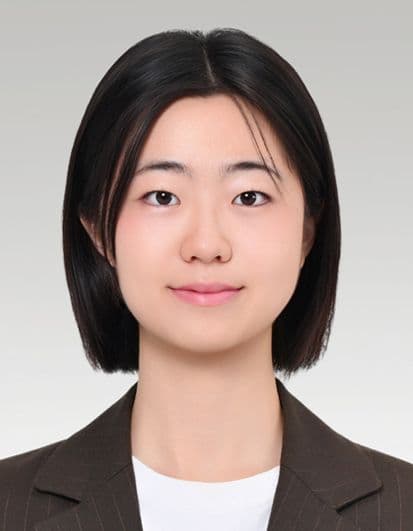 Portrait of Seoyoung Kim